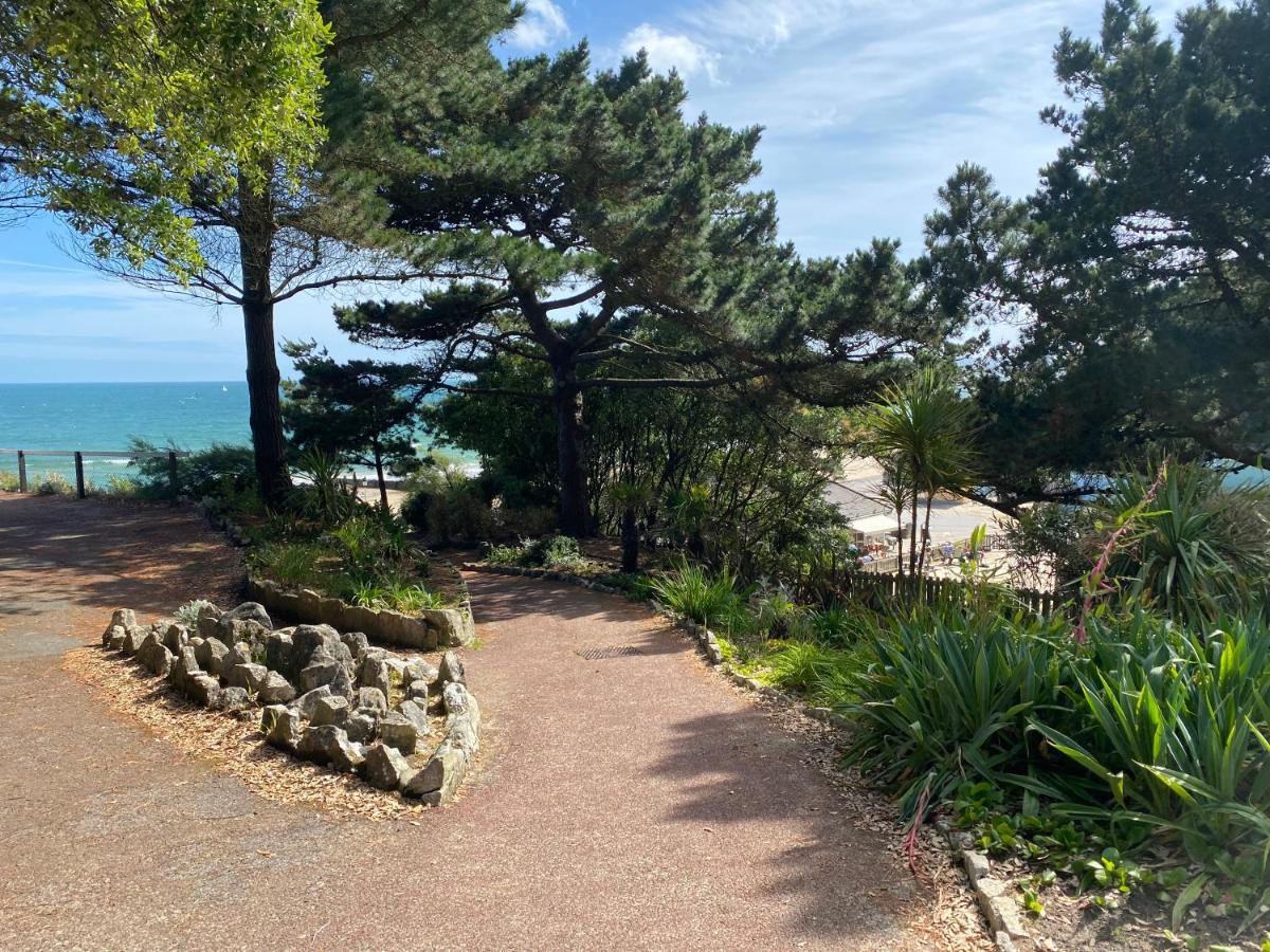 Luxury 2 Beds Apartment By The Sea Bournemouth Bagian luar foto